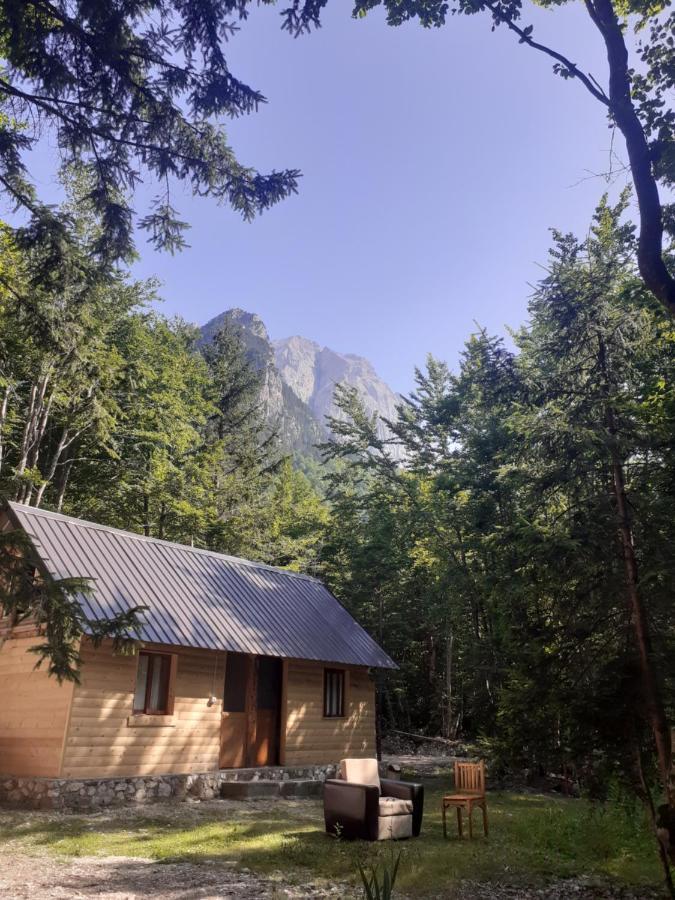 Guesthouse Dioni Valbone Bagian luar foto
