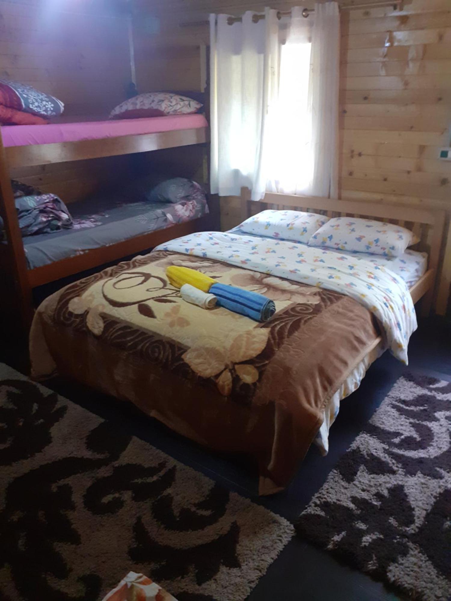 Guesthouse Dioni Valbone Ruang foto