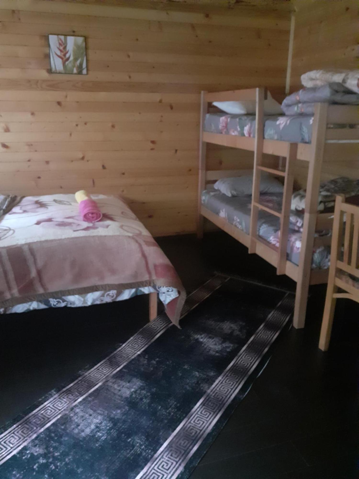 Guesthouse Dioni Valbone Bagian luar foto