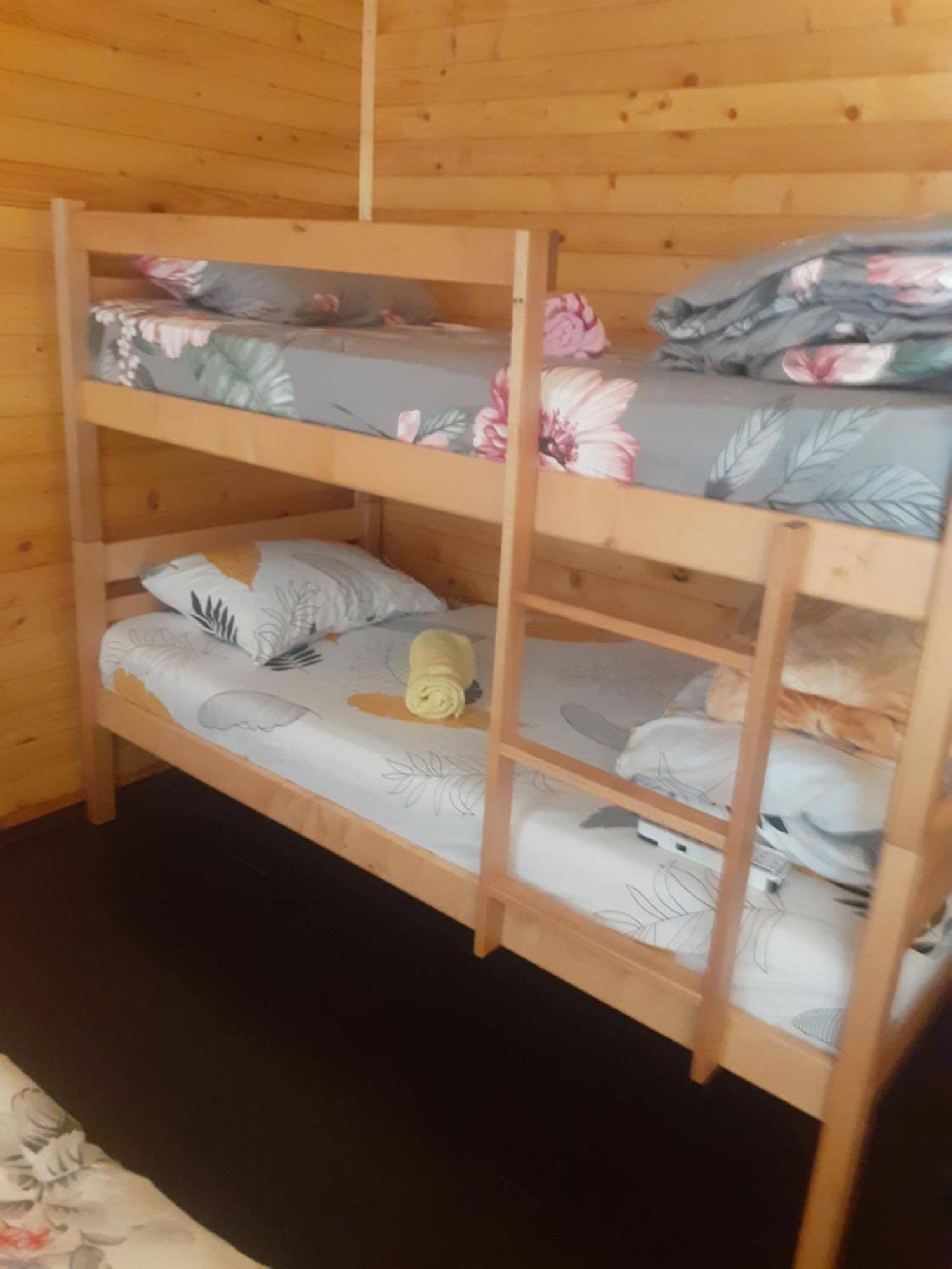 Guesthouse Dioni Valbone Bagian luar foto